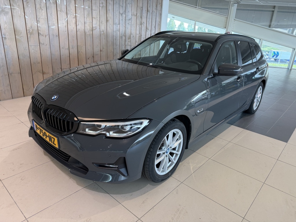 BMW 3-Serie Touring 320e Business Edition Plus