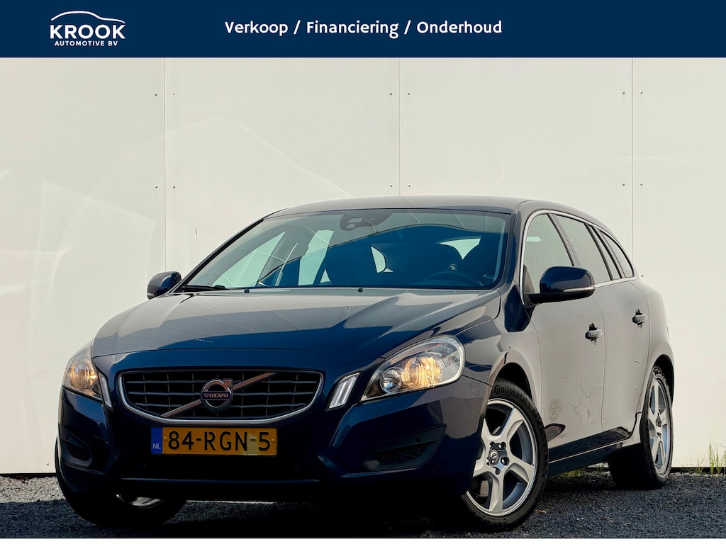 Volvo V60 2.0T Momentum | 2011 | Handgeschakeld |