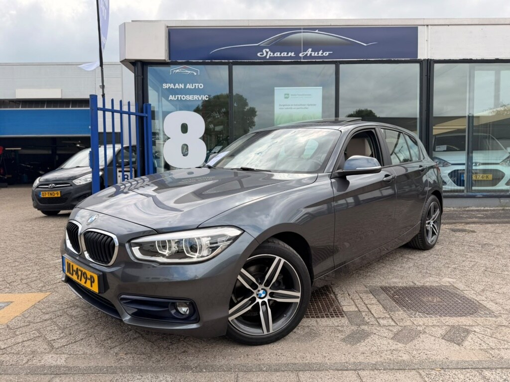 BMW 1-Serie 118i M-SPORT | Automaat | Pano | Leer | Harman kardon | Carplay