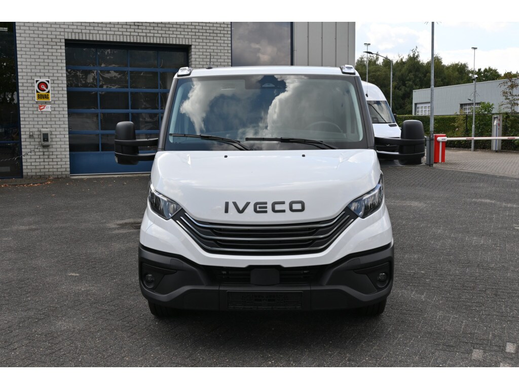 IVECO Daily 35S18 3.0 180 pk Hi-Matic Chassis cabine ACC, Geveerde stoel, Apple Carplay/Android Auto