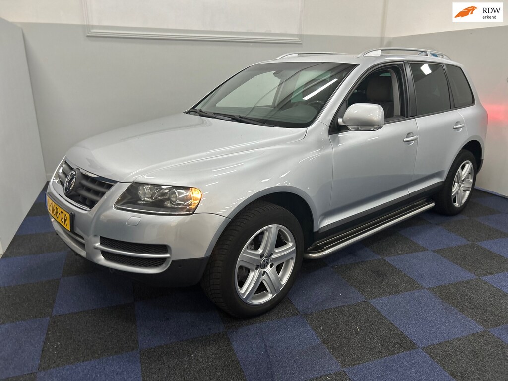 Volkswagen Touareg 3.0 V6 TDI Highline / SUPER NETJES / RIJDT SCHAKELT TOP / DEALER ONDERHOUDEN