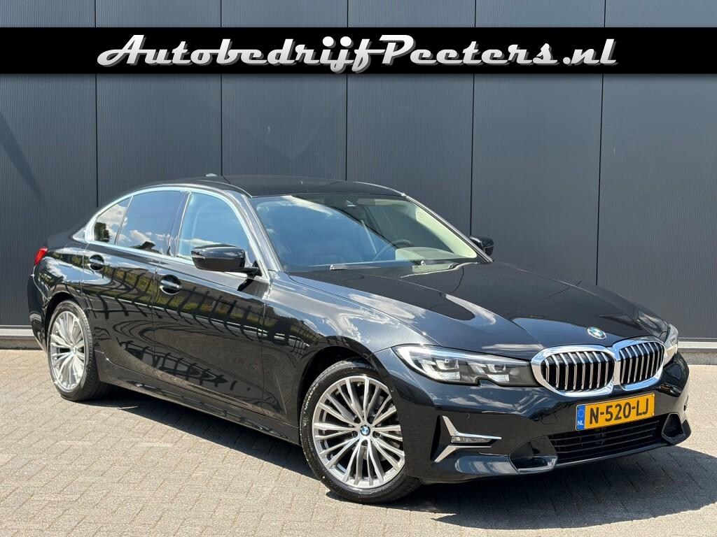 BMW 3-Serie 320i 184pk Aut. Luxury Leder Camera Navi LED Cruise Carplay Sfeerlicht