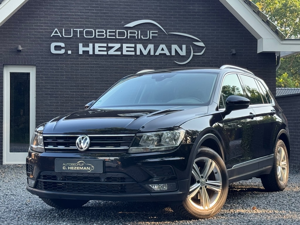 Volkswagen Tiguan 1.4 TSI ACT Highline 1E EIGENAAR DEALER OH ACC DSG R-LINE SPORTVELGEN