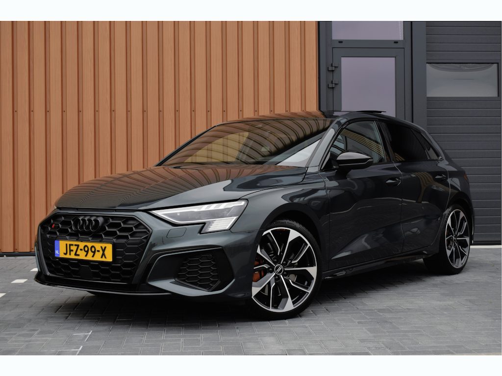 Audi S3 Sportback 2.0 TFSI 310pk Quattro | Pano | Head-Up | B&O | Camera