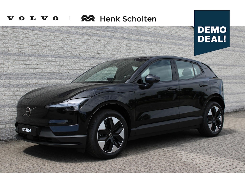 Volvo EX30 P3 Plus Europa 51 kWh | Achteropkomend verkeer waarschuwing | Apple Carplay & Android Auto | Bluetooth telefoonvoorbereiding | Bots herkenning en activatie | Cruise control adaptief met Stop&Go en stuurhulp | Electronic climate controle | Navigatiesysteem