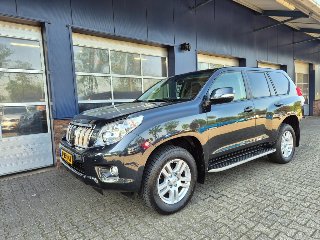Toyota Land Cruiser 3.0 D-4D-F Executive High Roof Blind Van, Luchtvering, 360 Camera, stoelverwarming, ALL IN prijs!