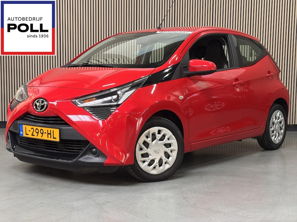 Toyota Aygo 1.0 VVT-i x-Play Automaat Camera Apple Car Play Android Auto 5drs NL-Auto Dealeronderhouden