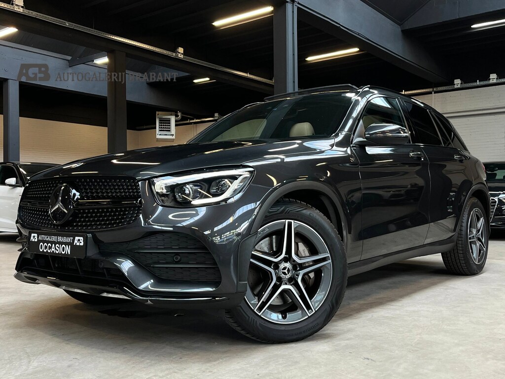 Mercedes-Benz GLC 200 4MATIC AMG Line Pano/Virtual/Carplay/Camera