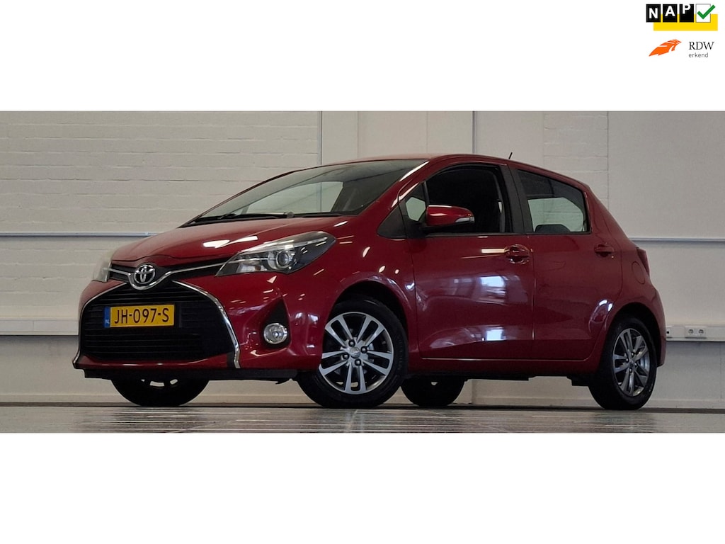 Toyota Yaris 1.3 VVT-i Trend 1e eigenaar Trekhaak Navigatie Achteruitrijcamera APK 22-07-2027
