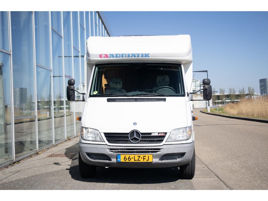 Adria Mobil Adriatik Stargo 670 MB 5 cilinder slechts 111.000 KM!