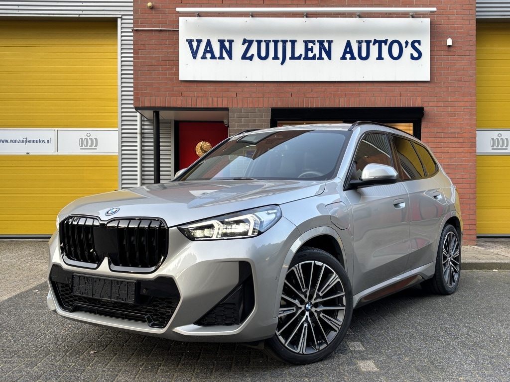 BMW X1 xDrive30e M-Sport Pano 20" Head-Up Trekhaak HK Memory 360° ACC