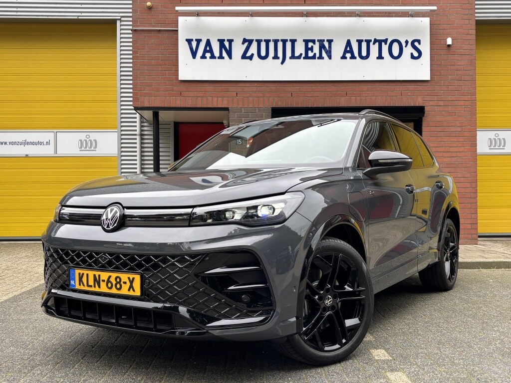 Volkswagen Tiguan 1.5 eHybrid R-Line Black Pano HUD Trekhaak Massage Leder 20"