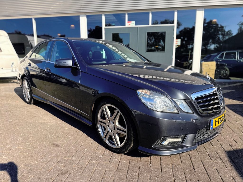 Mercedes-Benz E-klasse 350 CGI Avantgarde/AMG Pakket/Navigatie/Mooie Auto!!!