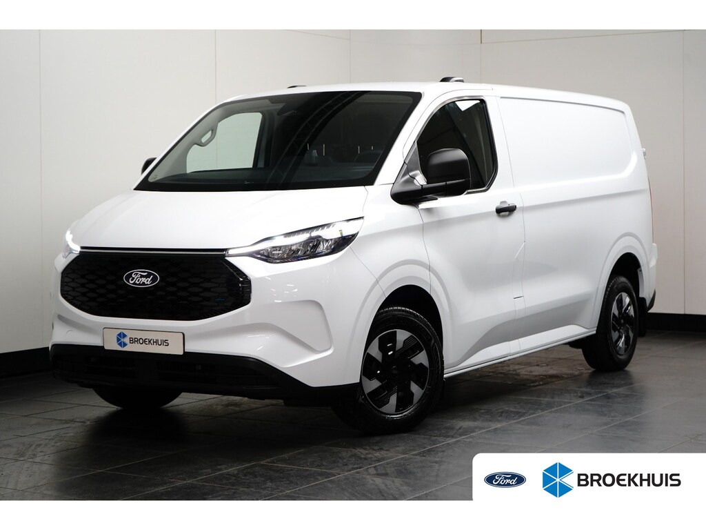 Ford E-Transit Custom 320 L1H1 Trend 71 kWh 218PK | 130km/u | Carplay | 2300kg Trekgewicht | Camera | 370km WLTP | 2 zitplaatsen rechtsvoor | Achteruitrijcamera | Bestuurdersstoel verwarmd