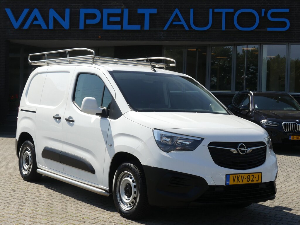 Opel Combo 1.5D 100PK L1 Edition / Carplay / Cruise / DAB+