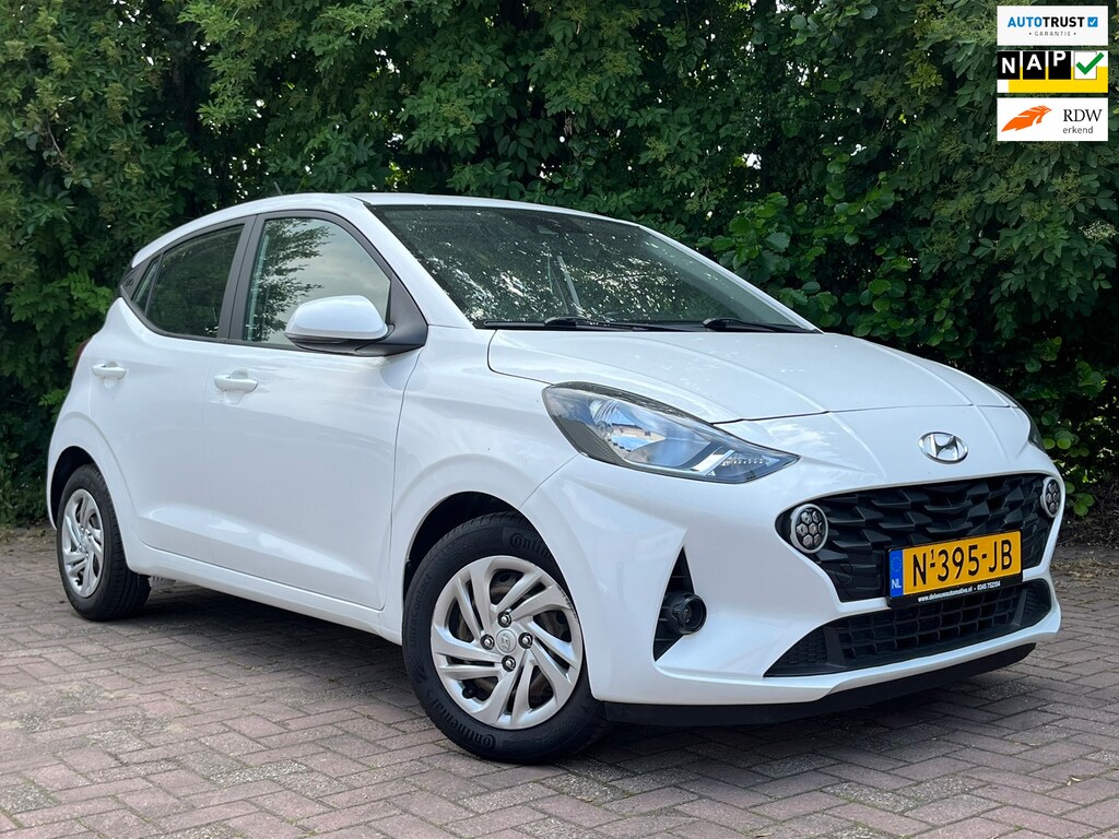 Hyundai i10 1.0 Comfort Smart Navi Camera Cruise Control