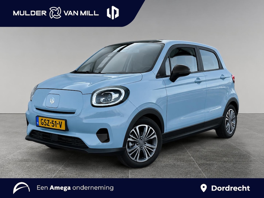 Leapmotor T03 5-deurs Design EV 37,3kWh 95pk | AUTOMAAT | CAMERA | CLIMA | PANODAK | ADAPTIVE CRUISE | DODEHOEKBEW. | LM-VELGEN | NAVI |