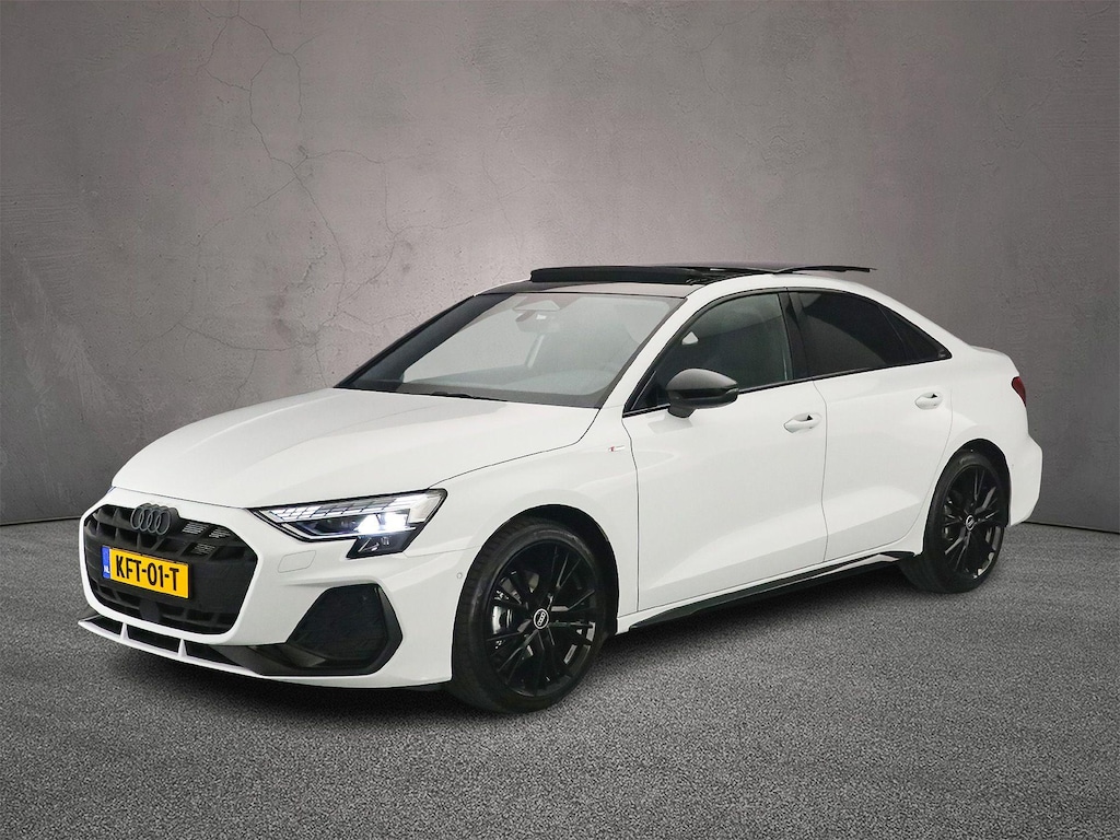 Audi A3 Limousine 35 TFSI S edition | Panorama Dak | Adaptieve Cruise | SONOS Audio | Ambient Light | Comfort pakket plus | Licht-pakket | Assistentie Pakket | Optie-pakket | Interier-pakket |
