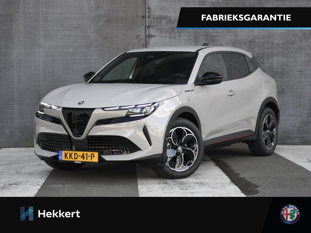Alfa Romeo Junior Elettrica Speciale 54 kWh 156pk Automaat DODE HOEK | 18''LM | ADAPT. CC | CAMERA | STOELVERW.
