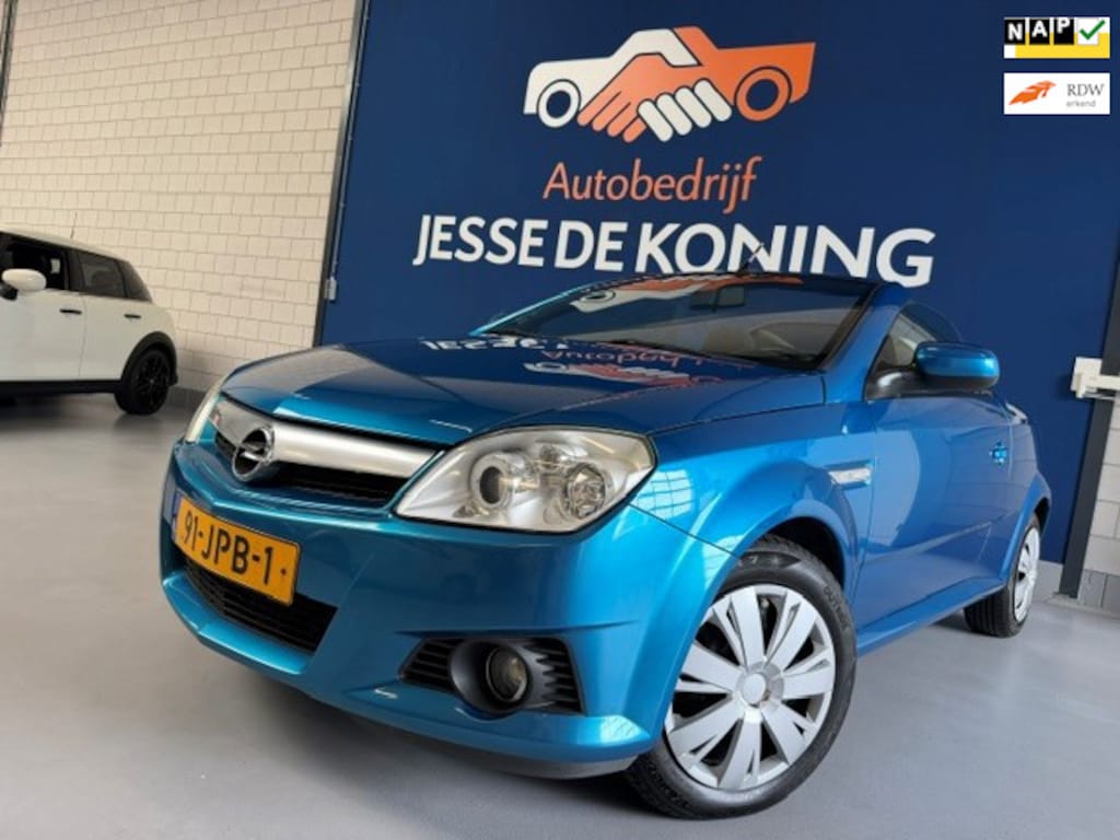 Opel Tigra TwinTop 1.4-16V Rhythm / bj.2009 / kleur: blauw / NAP met 156174 km.en APK tot 05/2027 / Hardtop Cabriolet / Navigatie.