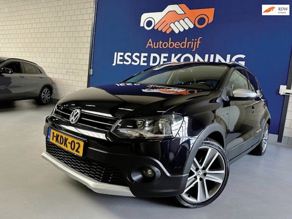 Volkswagen Polo 1.2 TSI Cross / bj.2011 / zwart / 5 deurs / climate / sportvelgen / navigatie / APK 09/2027 / NAP met 209546 km.
