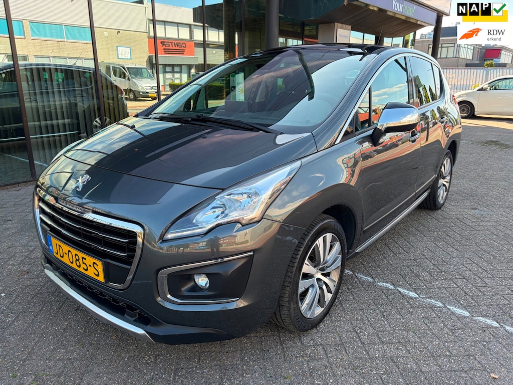 Peugeot 3008 1.2 PureTech Style / Camera / Pano´dak / LED / Trekhaak