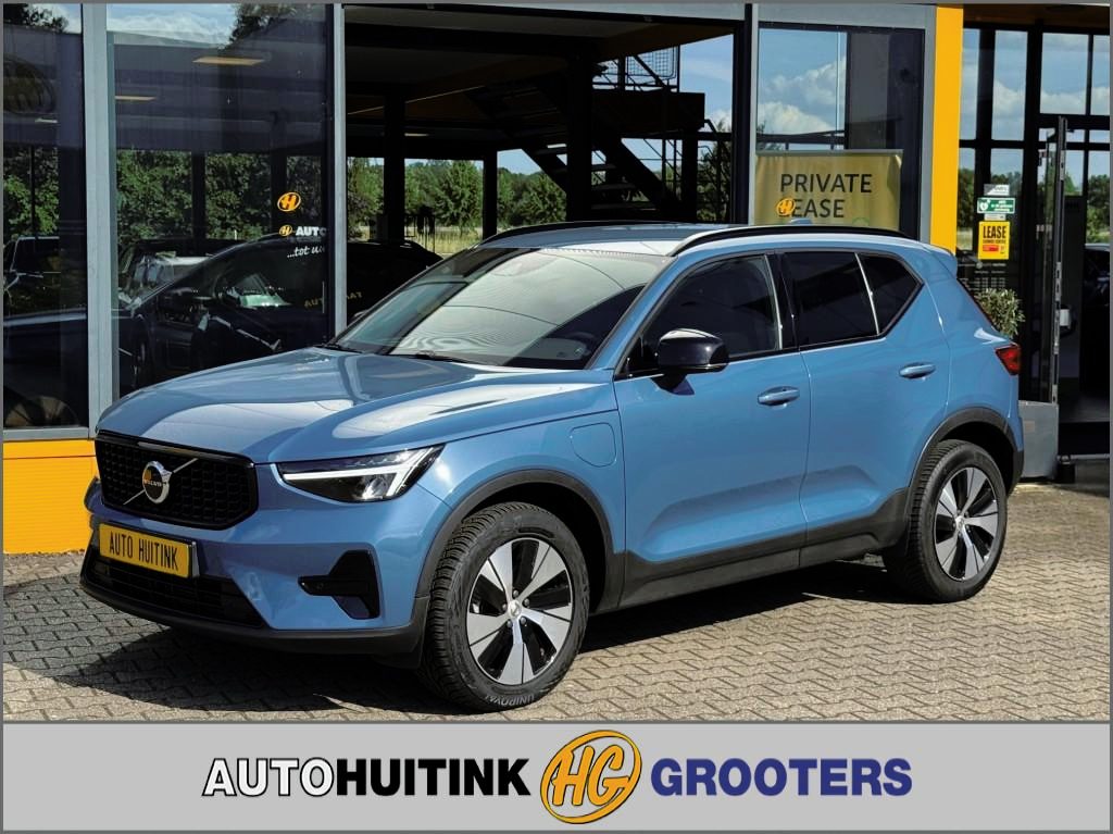 Volvo XC40 1.5 T4 Recharge Dark Plus - Navi - camera - Elec. stoelen - Pilot assist
