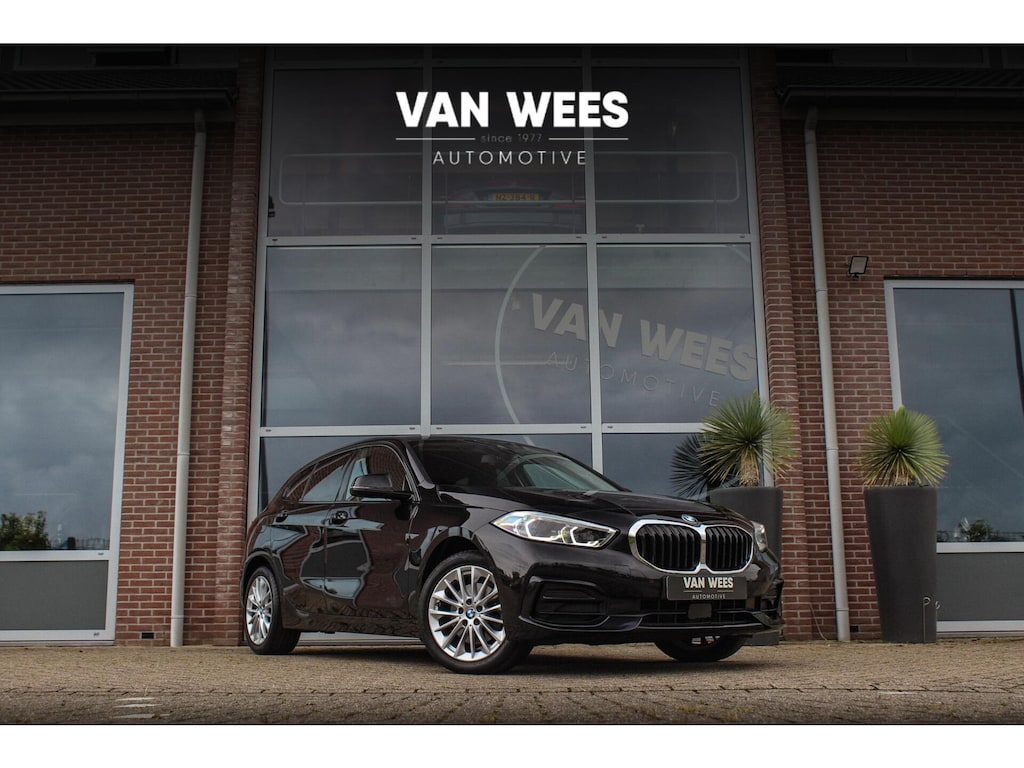 BMW 1-Serie 118i | Sport Line | 1e eigenaar | NL auto | Active Guard Plus | Stoelverwarming | Sportstoelen | LED | Sportstuur | Cruise control | Climate control | DAB | Park Assistant