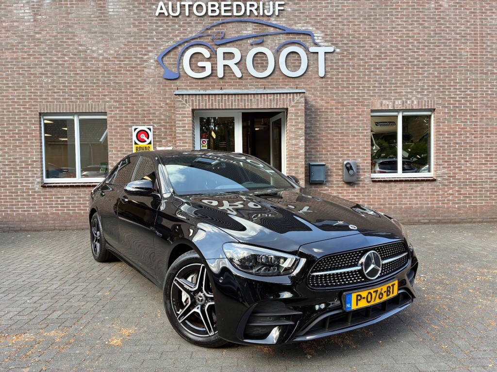 Mercedes-Benz E-klasse 300 E AMG LINE
