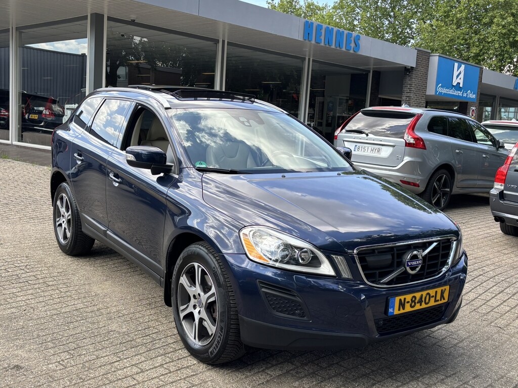 Volvo XC60 3.0 T6 AWD Summum Pano Driver Support Keyless
