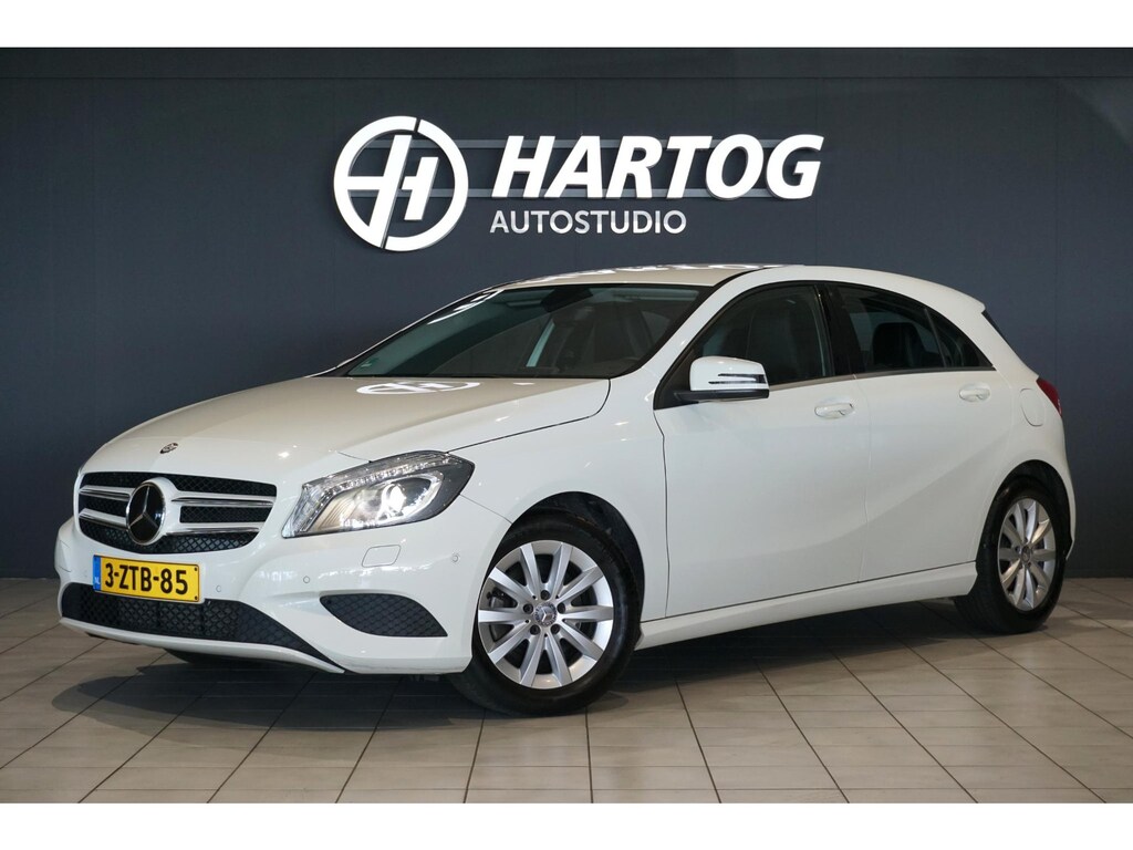 Mercedes-Benz A-klasse 180 Ambition *eerste eigenaar* + XENON / NAVI / SENSOREN