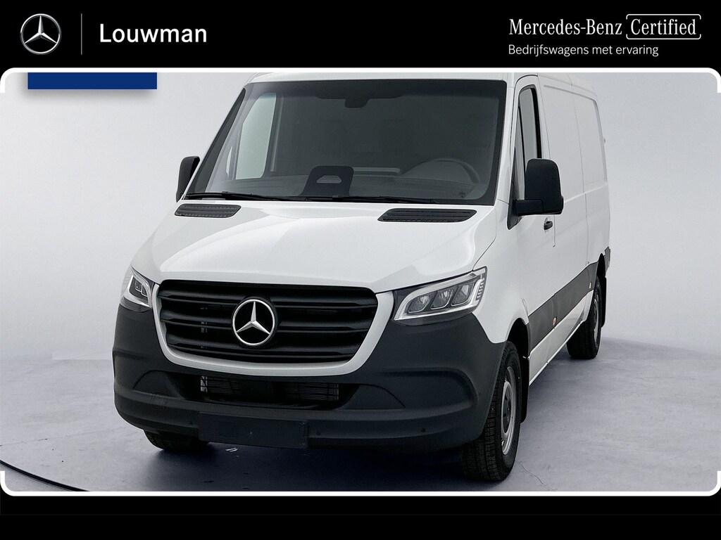 Mercedes-Benz Sprinter 319 CDI L2 Pro Navigatie Parkeerpakket Trekhaak Betimmering BPM vrij Stoelverwarming