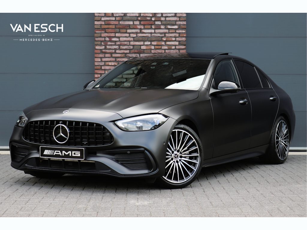 Mercedes-Benz C-klasse 200 4MATIC Premium+ AMG Line | Distronic+ | Panoramadak | Burmester | Memory | Massage | Stoelventilatie | Surround Camara | Trekhaak | Digital Light | Keyless Go |