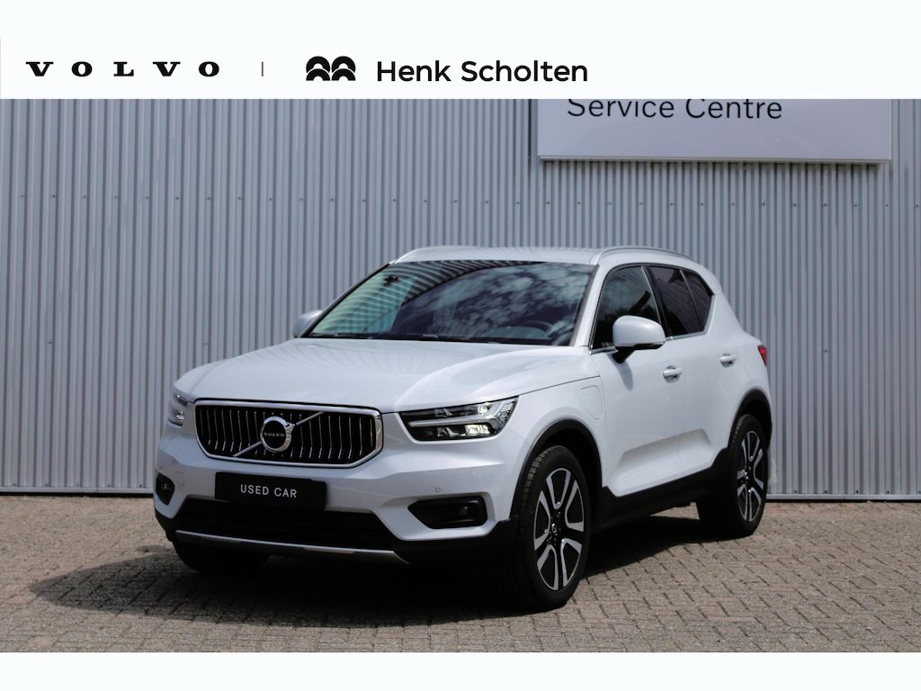 Volvo XC40 T5 Automaat Recharge Inscription | Achteruitrijcamera | Lederen bekleding | Cruise Control | Apple Carplay | Android Auto | Elektrisch bedienbare achterklep |