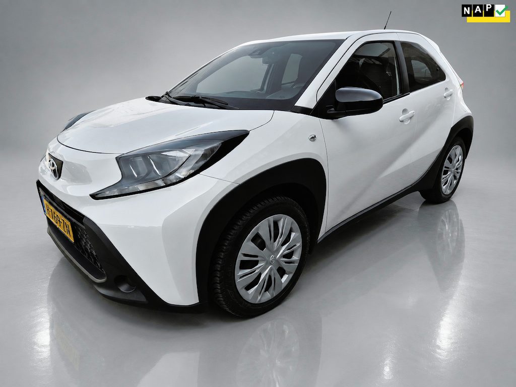 Toyota Aygo X 1.0 VVT-i MT Play | carplay | camera