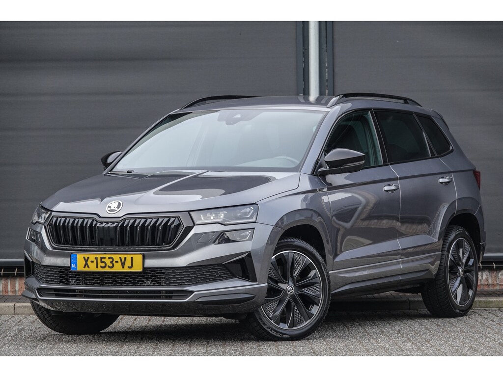 Skoda Karoq 1.5Tsi 150Pk DSG7 | Sportline | Virtual Cockpit | Achteruitrijcamera | Trekhaak | 18''
