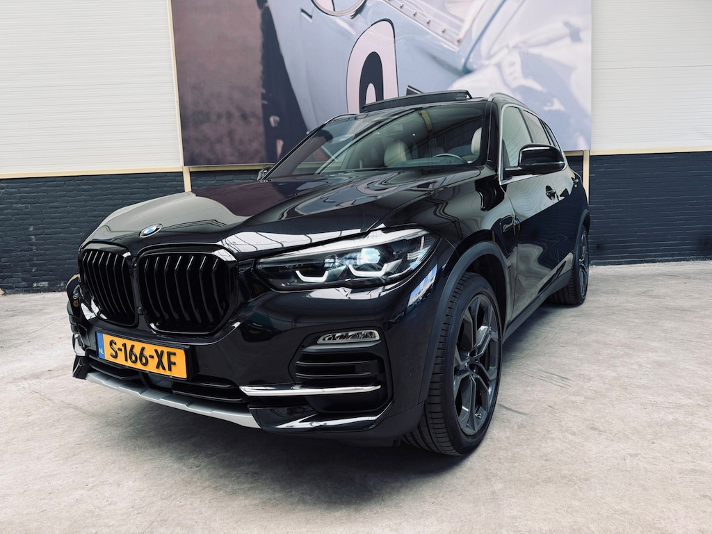 BMW X5 XDrive45e|PANO|H&K|TREKHAAK|21INCH|CAMERA|