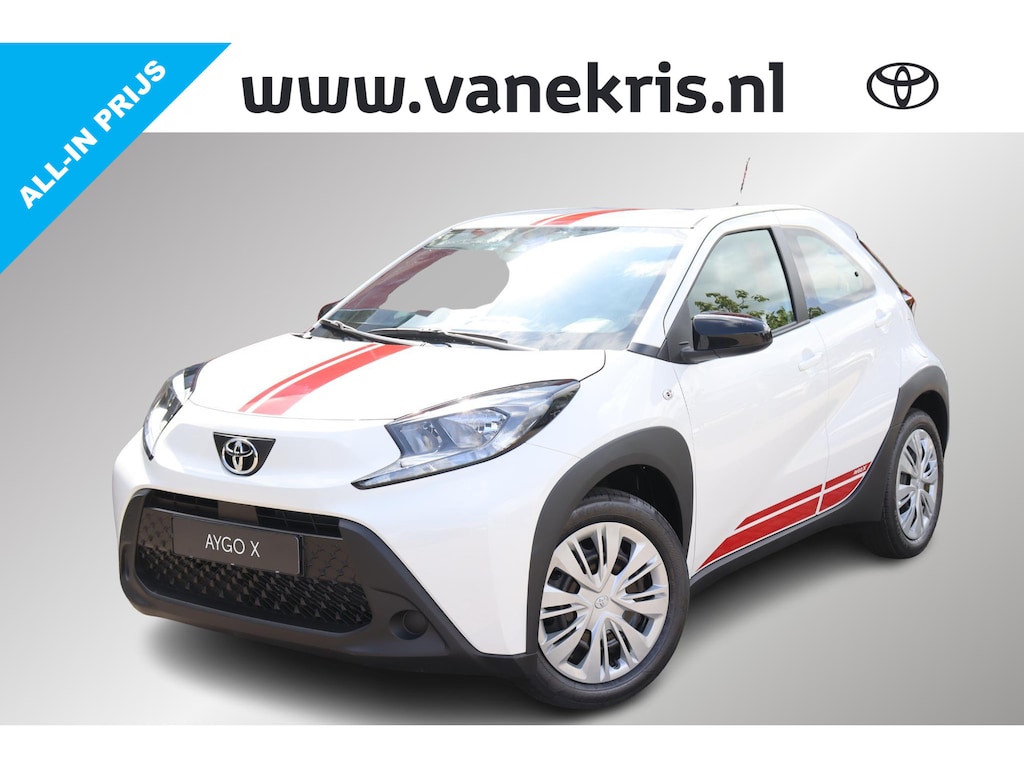 Toyota Aygo X 1.0 VVT-i Play , Rode accenten, Camera, Adaptieve Cruise, Apple & Android auto Demo Voordeel!