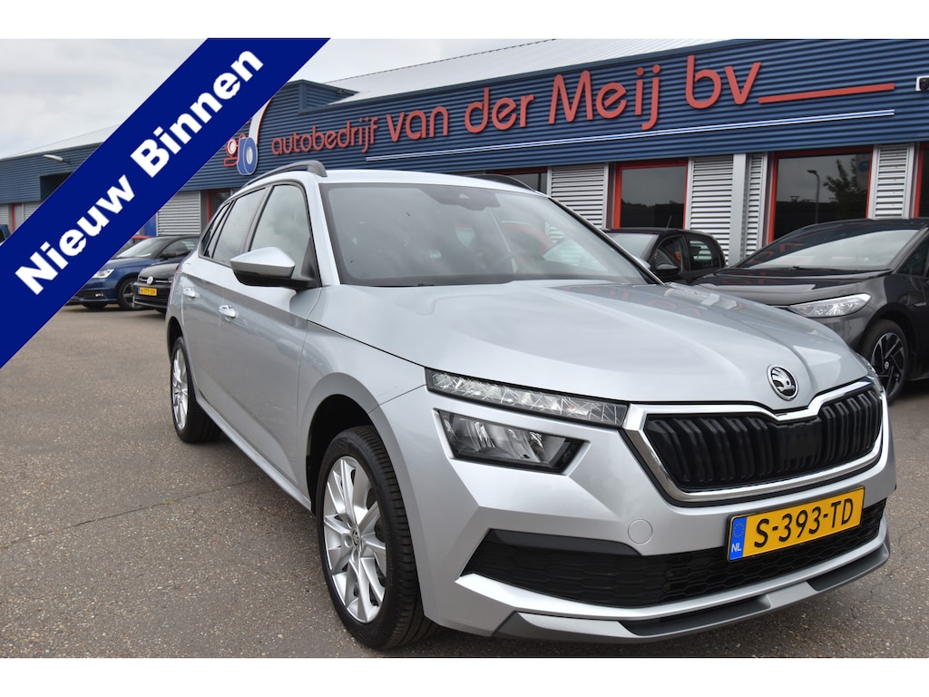 Skoda Kamiq 1.0 TSI Sport Business , CLIMATRONIC , NAVI VIA APP ,  A UITRIJ CAM , PDC A , LMV17 , LED KOPL ,