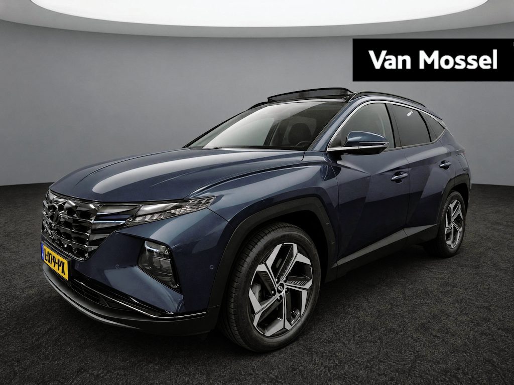 Hyundai Tucson 1.6 T-GDI PHEV Premium Sky 4WD Automaat | Apple Carplay/Android Auto | Navigatie | Achteruitrijcamera | Elektrisch glazen panorama-dak | Cruise control adaptief | Trekhaak |