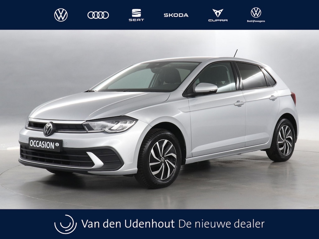 Volkswagen Polo 1.0 TSI 95pk Life Edition / Navigatie / Stoelverwarming / Camera