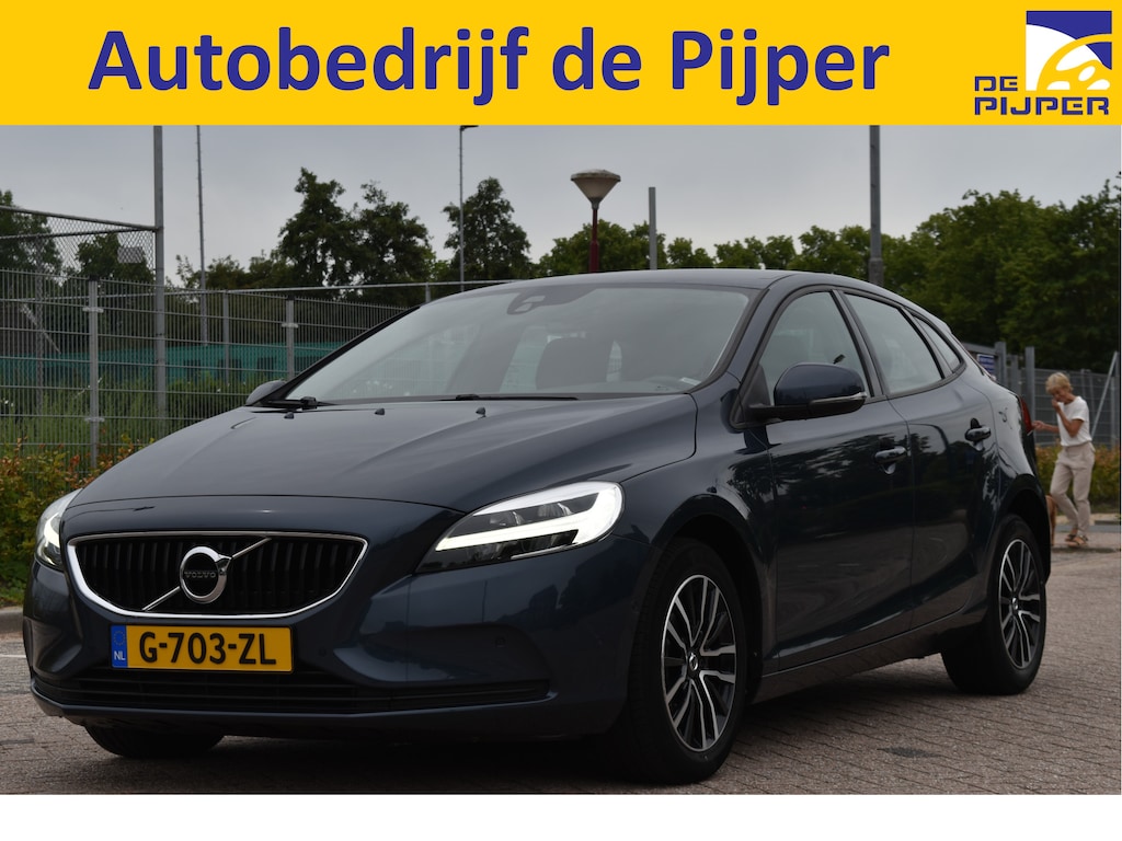 Volvo V40 1.5 T2 Polar+ | NL-Auto | Historie | Standkachel | Stoelverwarming | Nav | Sfeerverl. | Full LED | Zeer netjes