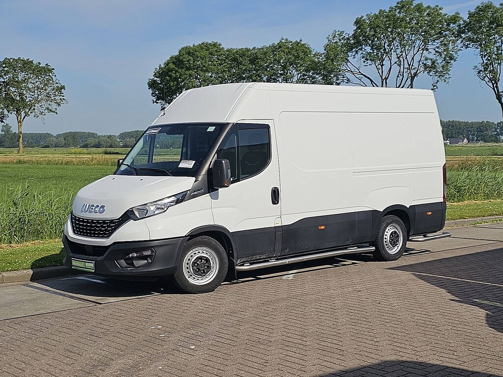 IVECO Daily 35S14 L2H2 Automaat Euro6 3.5T-Trekhaak 3-Zits Airco/ECC Standkachel 3-Zits Stoelverwarming