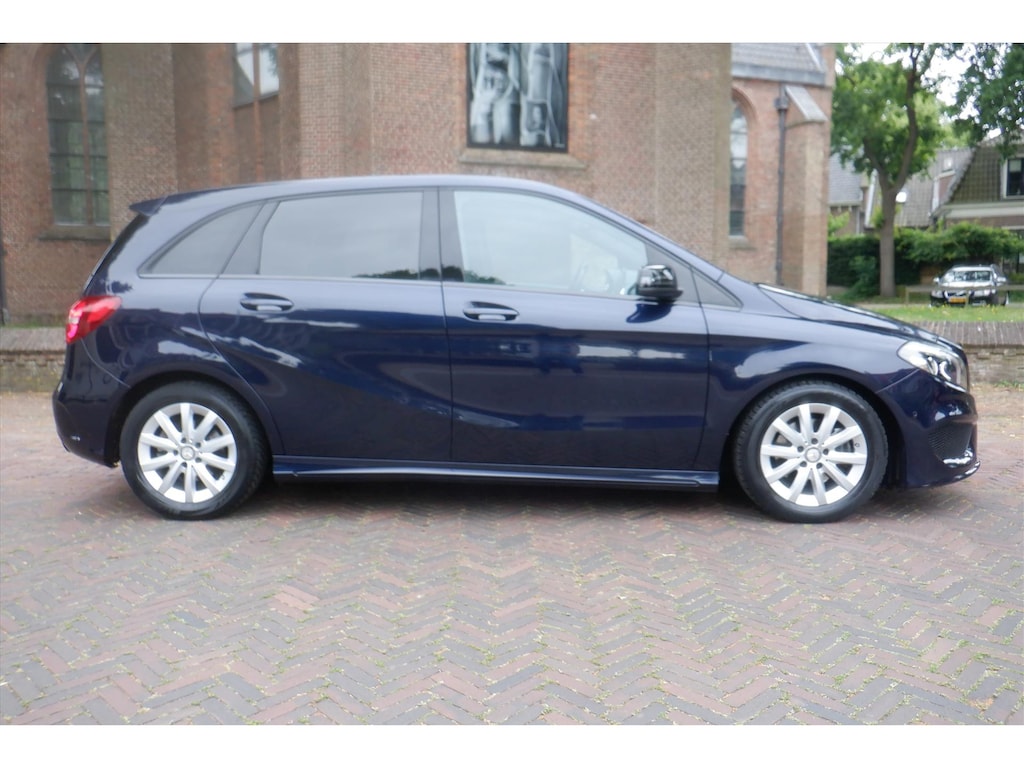 Mercedes-Benz B-klasse B180 AMG PAN.DAK - 39.000 KM - NEDERL.AUTO - BOVAG