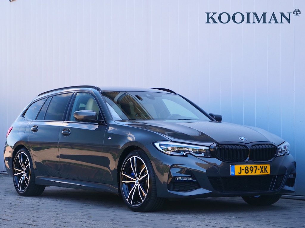 BMW 3-Serie Touring 318i High Executive Edition 157 Pk Automaat Navi / DAB / Apple Carplay / Leer / M-pakket