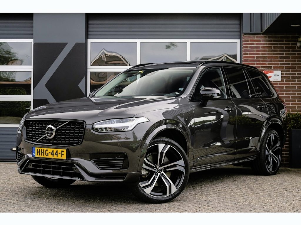 Volvo XC90 T8 Recharge AWD Ultimate Bright | Panorama | Luchtvering | Bowers & Wilkins | 360 Camera | Stoelvent. | Trekhaak |