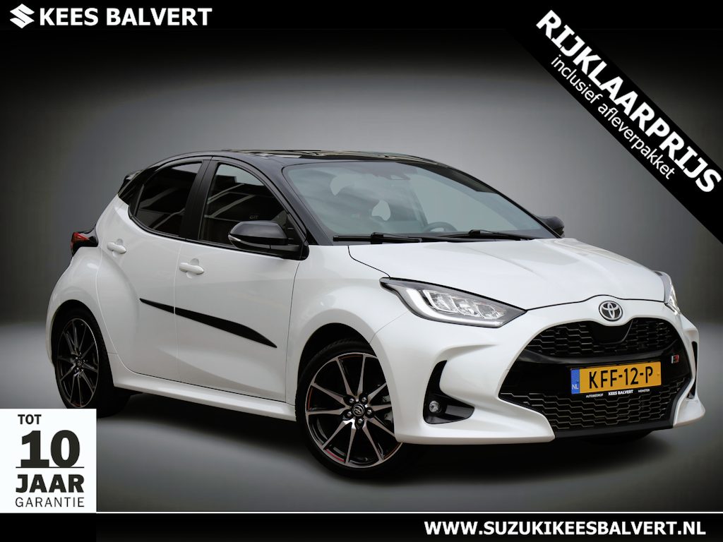 Toyota Yaris 1.5 Hybrid GR Sport | Dodehoek | Head-up | Stoelverwarming | Keyless |