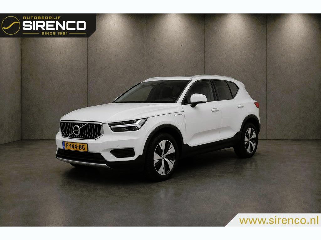 Volvo XC40 1.5 T4 Recharge Inscription | panoramadak| H&K | cruise control | stoel & stuur verwarming | camera|