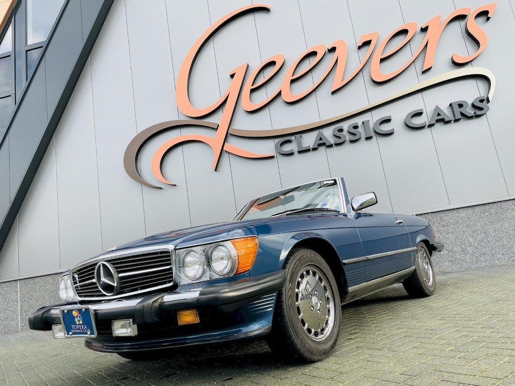 Mercedes-Benz SL W107 560SL