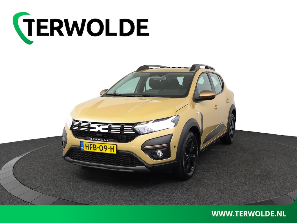 Dacia Sandero Stepway TCe 90 automaat extreme | Schuif-/kanteldak | Stoelverw. | Parkeercamera |